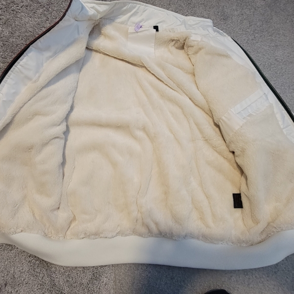 Guess Jacket - Picture 2 of 3